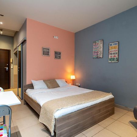 Ideally Located Apartment In Central Athens Exterior photo