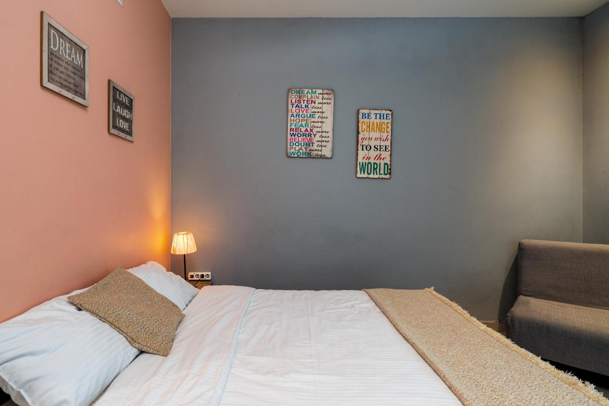 Ideally Located Apartment In Central Athens Exterior photo