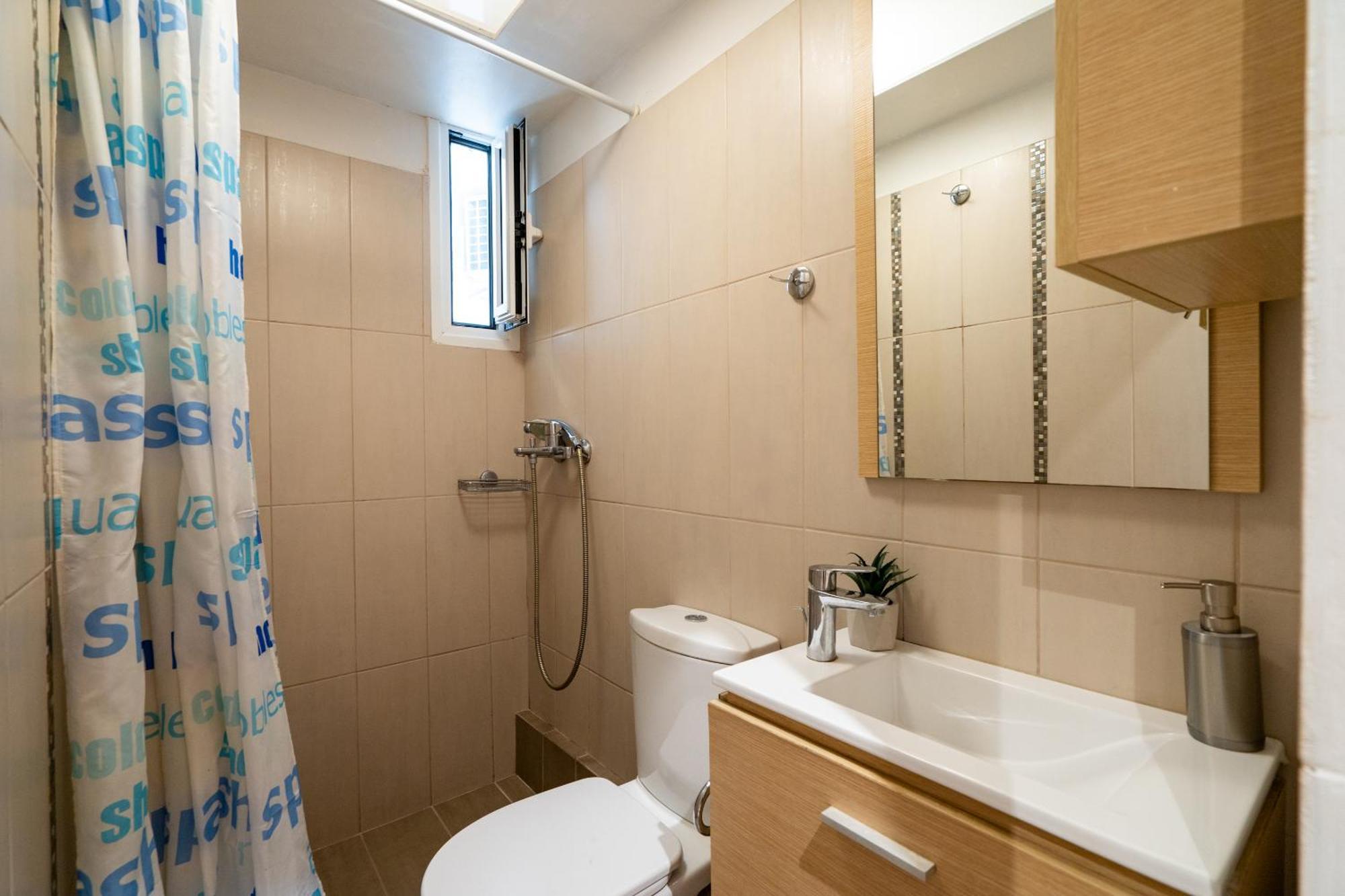 Ideally Located Apartment In Central Athens Exterior photo
